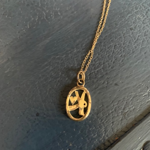 Silver Oval ‘K’ Necklace - Picture 4 of 4